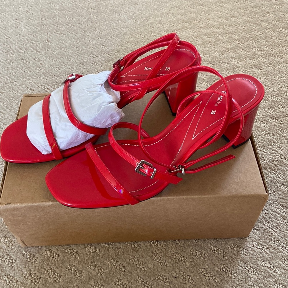 Bershka red heels size 38, US 7.5